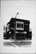 3073-75 S HOWELL AVE, a Commercial Vernacular retail building, built in Milwaukee, Wisconsin in 1924.