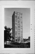 1029 N JACKSON ST, a Contemporary apartment/condominium, built in Milwaukee, Wisconsin in 1965.