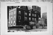 1042 E JUNEAU AVE, a Colonial Revival/Georgian Revival apartment/condominium, built in Milwaukee, Wisconsin in 1932.