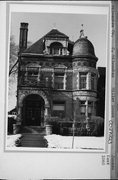 1060 E JUNEAU AVE, a Queen Anne house, built in Milwaukee, Wisconsin in 1887.