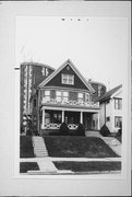 3331 W JUNEAU AVE, a Front Gabled duplex/two-flat, built in Milwaukee, Wisconsin in 1903.