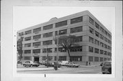 1925 E KENILWORTH PL, a Astylistic Utilitarian Building industrial building, built in Milwaukee, Wisconsin in 1915.