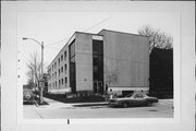 2803 W KILBOURN AVE, a Contemporary apartment/condominium, built in Milwaukee, Wisconsin in 1964.