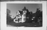 3019 W KILBOURN AVE, a Queen Anne house, built in Milwaukee, Wisconsin in 1894.