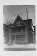 515-517 W DAYTON ST, a Queen Anne apartment/condominium, built in Madison, Wisconsin in 1912.