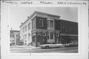 2329-2331 S KINNICKINNIC AVE, a Neoclassical/Beaux Arts small office building, built in Milwaukee, Wisconsin in 1900.