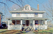 952-956 SPAIGHT ST, a Prairie School house, built in Madison, Wisconsin in 1906.