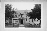 2121 E LAFAYETTE PL, a English Revival Styles house, built in Milwaukee, Wisconsin in 1907.