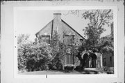 2460-2462 N LAKE DR, a Arts and Crafts duplex, built in Milwaukee, Wisconsin in 1925.