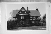 2701 N LAKE DR, a English Revival Styles house, built in Milwaukee, Wisconsin in 1896.