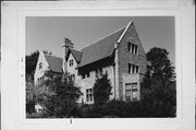 3109 N LAKE DR, a English Revival Styles house, built in Milwaukee, Wisconsin in 1912.