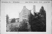 3432 N LAKE DR, a English Revival Styles house, built in Milwaukee, Wisconsin in 1890.