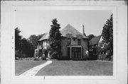 3435 N LAKE DR, a French Revival Styles house, built in Milwaukee, Wisconsin in 1927.