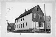 927 E LAND, a Front Gabled duplex, built in Milwaukee, Wisconsin in .