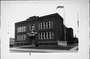 1418 S LAYTON BLVD, a Other Vernacular elementary, middle, jr.high, or high, built in Milwaukee, Wisconsin in 1911.