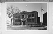 1418 S LAYTON BLVD, a Other Vernacular elementary, middle, jr.high, or high, built in Milwaukee, Wisconsin in 1911.