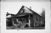 1937 S LAYTON BLVD, a Front Gabled house, built in Milwaukee, Wisconsin in 1904.