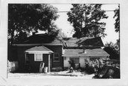 1140 DRAKE ST, a One Story Cube house, built in Madison, Wisconsin in 1857.