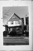 2038-2038A-2040 S LAYTON BLVD, a Front Gabled apartment/condominium, built in Milwaukee, Wisconsin in 1901.