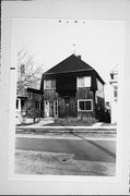 2326-28 S LENOX ST, a Two Story Cube duplex, built in Milwaukee, Wisconsin in 1912.