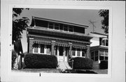2740 S LENOX ST, a Side Gabled house, built in Milwaukee, Wisconsin in 1918.