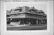 2865 N MURRAY AVE, a Prairie School grocery store/supermarket, built in Milwaukee, Wisconsin in 1911.