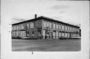 107 E NATIONAL AVE, a Commercial Vernacular industrial bldg/manufacturing facility, built in Milwaukee, Wisconsin in 1895.