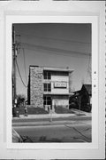 1700 W NATIONAL AVE, a Contemporary apartment/condominium, built in Milwaukee, Wisconsin in 1966.