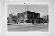 2201 W NATIONAL AVE, a Neoclassical/Beaux Arts tavern/bar, built in Milwaukee, Wisconsin in 1906.