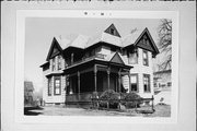 2304 W NATIONAL AVE, a Queen Anne house, built in Milwaukee, Wisconsin in 1888.