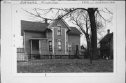 2308 W NATIONAL AVE, a Gabled Ell house, built in Milwaukee, Wisconsin in .