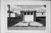 5000 W NATIONAL AVE (W OF MITCHELL), a Astylistic Utilitarian Building garage, built in Milwaukee, Wisconsin in 1935.