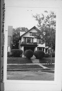 1924-1926 E NEWBERRY BLVD 1924-1926 E NEWBERRY BLVD, a Arts and Crafts duplex/two-flat, built in Milwaukee, Wisconsin in 1909.