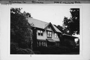 2422 E NEWBERRY BLVD, a Arts and Crafts house, built in Milwaukee, Wisconsin in 1908.