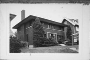 2508 E NEWBERRY BLVD, a Prairie School house, built in Milwaukee, Wisconsin in 1923.