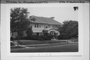 2726 E NEWBERRY BLVD, a Prairie School house, built in Milwaukee, Wisconsin in 1909.