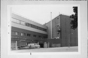 1707 E NORTH AVE, a Astylistic Utilitarian Building industrial bldg/manufacturing facility, built in Milwaukee, Wisconsin in 1962.