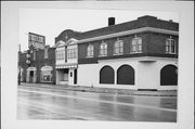 435 W NORTH AVE, a Twentieth Century Commercial large retail building, built in Milwaukee, Wisconsin in .