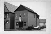 507 W NORTH AVE, a Front Gabled tavern/bar, built in Milwaukee, Wisconsin in 1905.