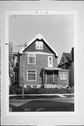 1913 N OAKLAND, a Queen Anne house, built in Milwaukee, Wisconsin in 1891.