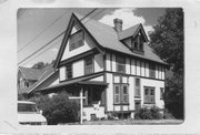 831 PROSPECT PL, a English Revival Styles house, built in Madison, Wisconsin in 1902.
