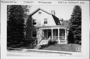 2757 N OAKLAND AVE, a Dutch Colonial Revival house, built in Milwaukee, Wisconsin in 1901.