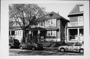 3042-3044 N OAKLAND AVE, a Other Vernacular duplex/two-flat, built in Milwaukee, Wisconsin in 1924.