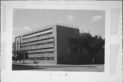711-765 E OGDEN AVE, a Contemporary school – elem/middle/jr high/high, built in Milwaukee, Wisconsin in 1954.