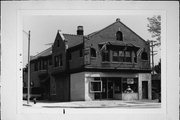 1100-02 E OKLAHOMA AVE, a Spanish/Mediterranean Styles large retail building, built in Milwaukee, Wisconsin in 1927.
