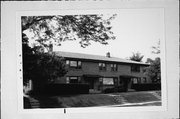 1933-39 E OKLAHOMA AVE, a Side Gabled apartment/condominium, built in Milwaukee, Wisconsin in 1958.