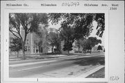 2500 W OKLAHOMA AVE, a Art/Streamline Moderne elementary, middle, jr.high, or high, built in Milwaukee, Wisconsin in 1938.