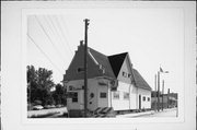 182 E LINCOLN AVE, a German Renaissance Revival tavern/bar, built in Milwaukee, Wisconsin in 1906.