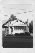 1309 SHERMAN AVE, a Bungalow house, built in Madison, Wisconsin in 1921.