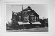 1530-1534 W LINCOLN AVE, a German Renaissance Revival large retail building, built in Milwaukee, Wisconsin in 1914.